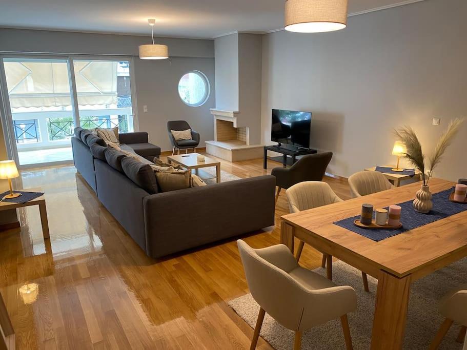 Classy 3Br With 2 Bathrooms Apartment In Marousi Athen Exterior foto
